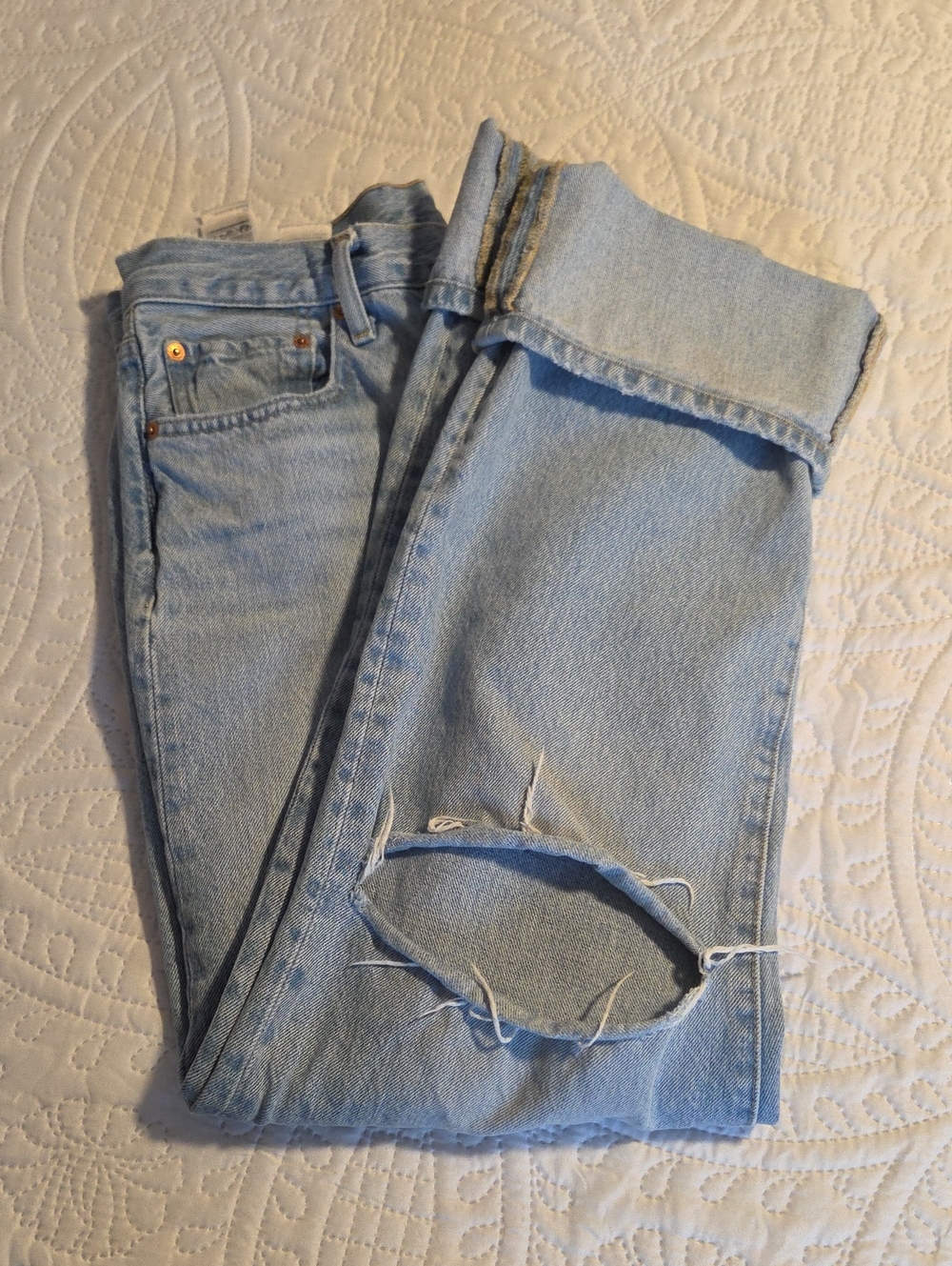 Levi's 501 '90s Distressed Jeans